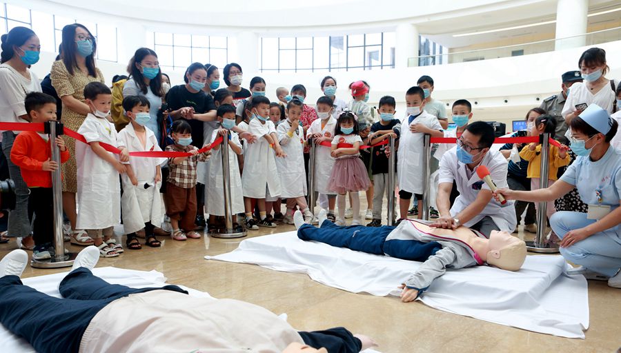 救在身边应急救护,救在身边普通话版