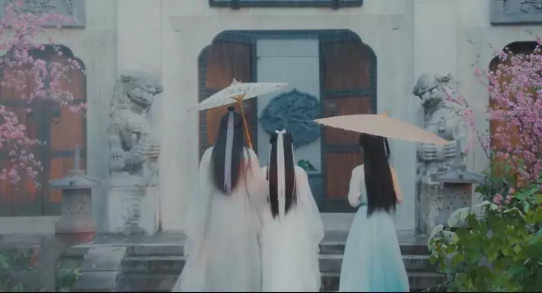 剧情雷人设糟，一山更比一山“高”，新倚天终于找到垫背的了