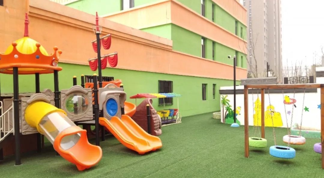 「长拖资讯」初夏绽放——老师把幼儿园的夏天和思念“打包”给你