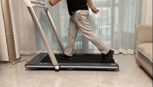 k2跑步机测评,肥宅为了减肥跑步