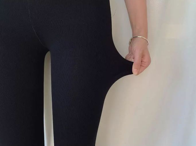 冬天别再穿这些衣物了,现在流行怎么穿保暖洋气又好看