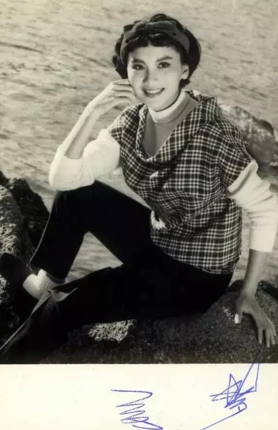 夏梦：金庸的梦中情人，刘德华的伯乐，著名导演为她终生未婚