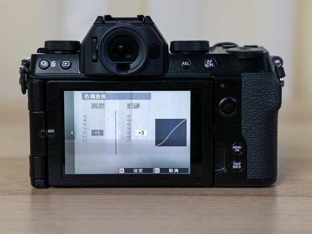 富士小巧轻便,富士轻便的相机