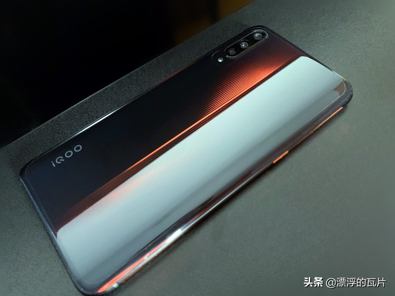 vivoiqooz5评测,vivoiqoo9评测视频