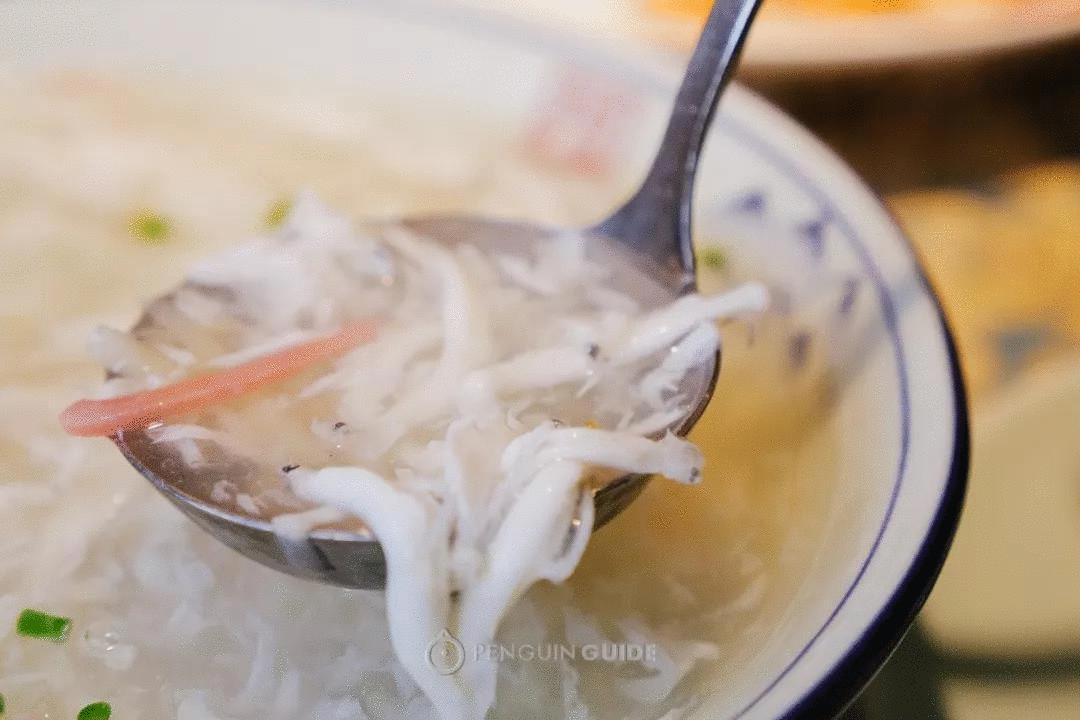 湖州高铁站离市区远不远,湖州高铁站有什么吃的