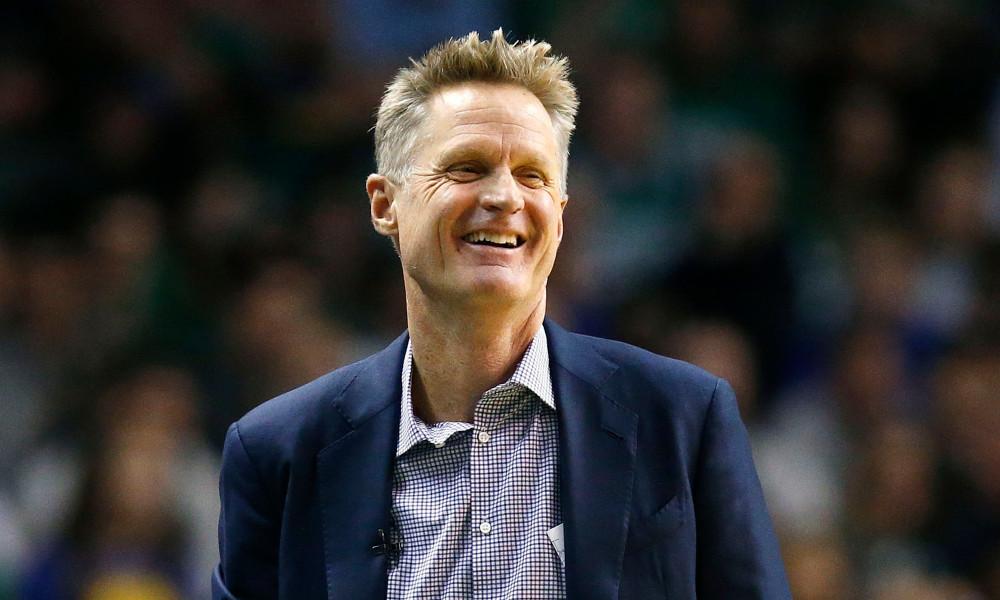 年轻球员缺乏大赛经验,科尔：现在的新秀缺乏团队意识