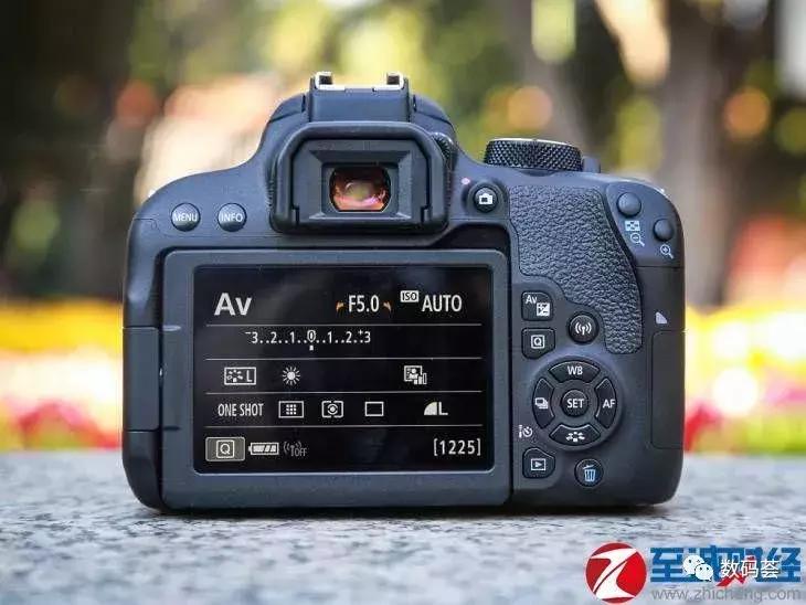 佳能入门级单反eos800d怎么样,佳能800d与尼康800d哪个好