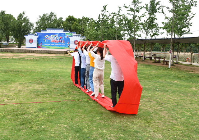 拓展培训公司,户外拓展行业发展前景