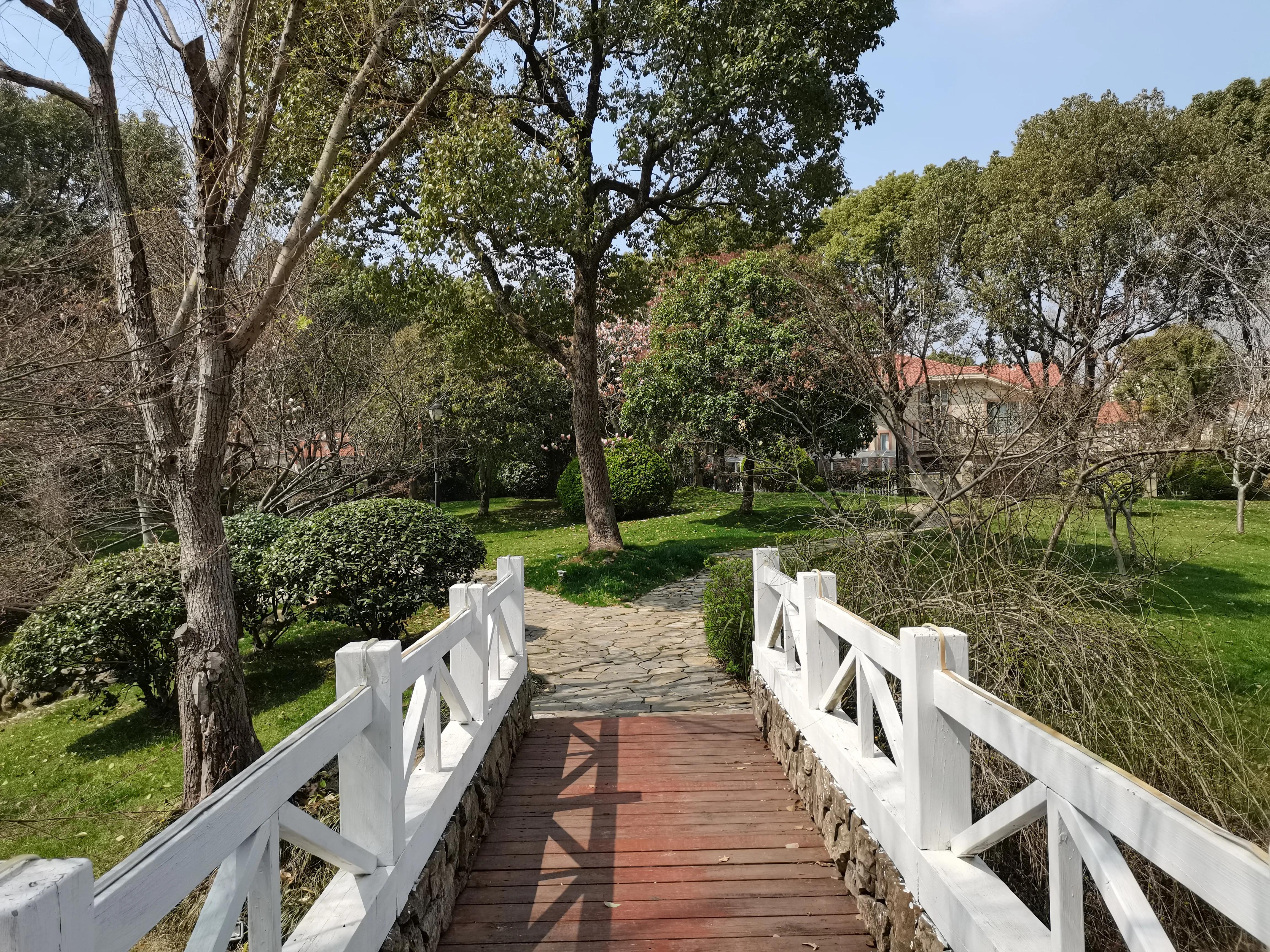 上海占地180亩地私家别墅,上海5亩花园欧式别墅