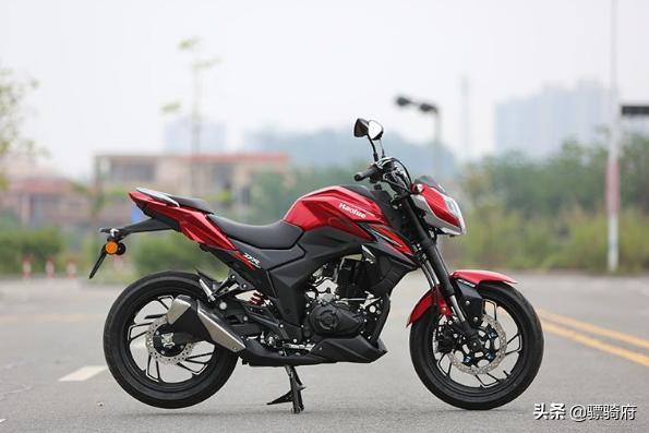 豪爵dr150和本田cb190r比哪个更好,豪爵dr160s和cb190r哪个好