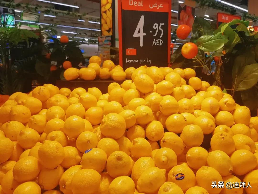 迪拜的物价多少钱一平方,迪拜顶级商场购物实拍