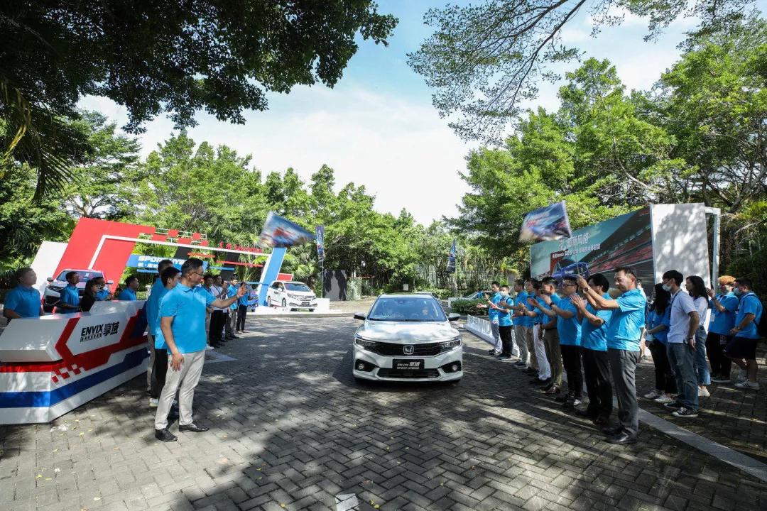 全新享域锐混动,享域锐混动推荐什么版