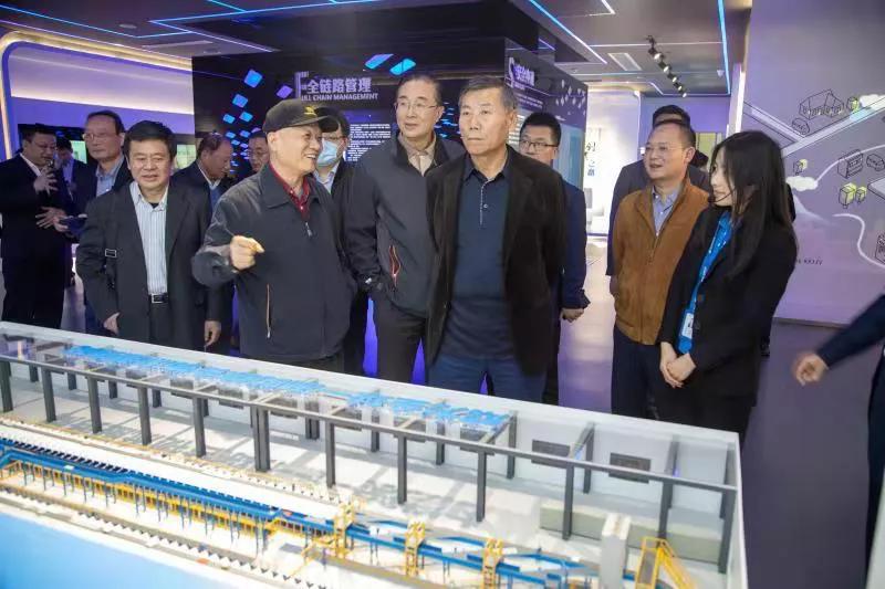 “大循环”“双循环”下的物流怎么干?进博会高峰论坛传出答案