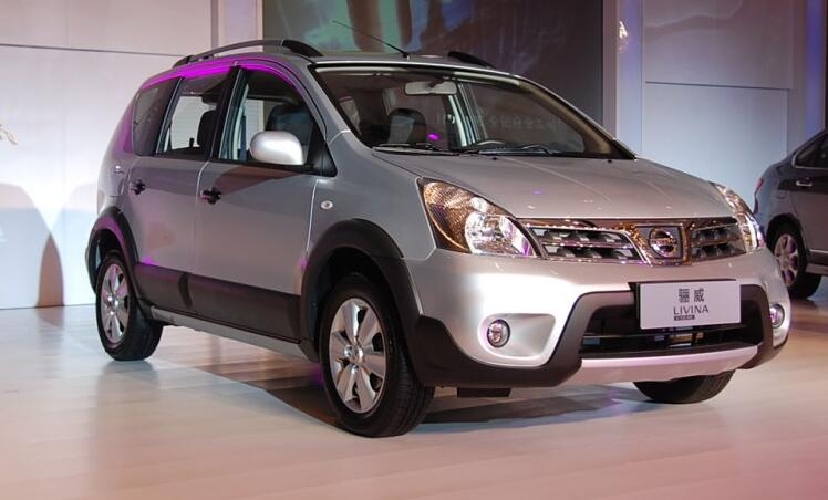 性价比和飞度差不多的车型,2014日产骊威1.6l自动挡车怎么样