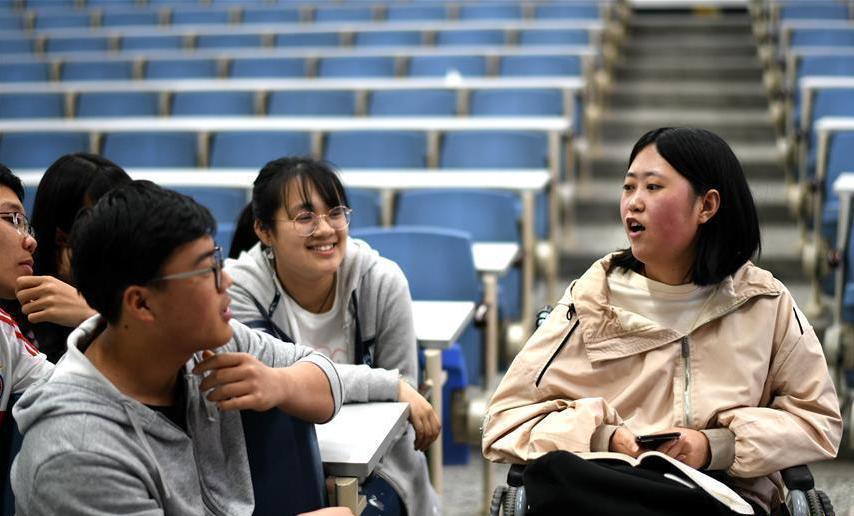 大学里的“私下交易”，看似方便了生活，实际可能耽误自己的未来