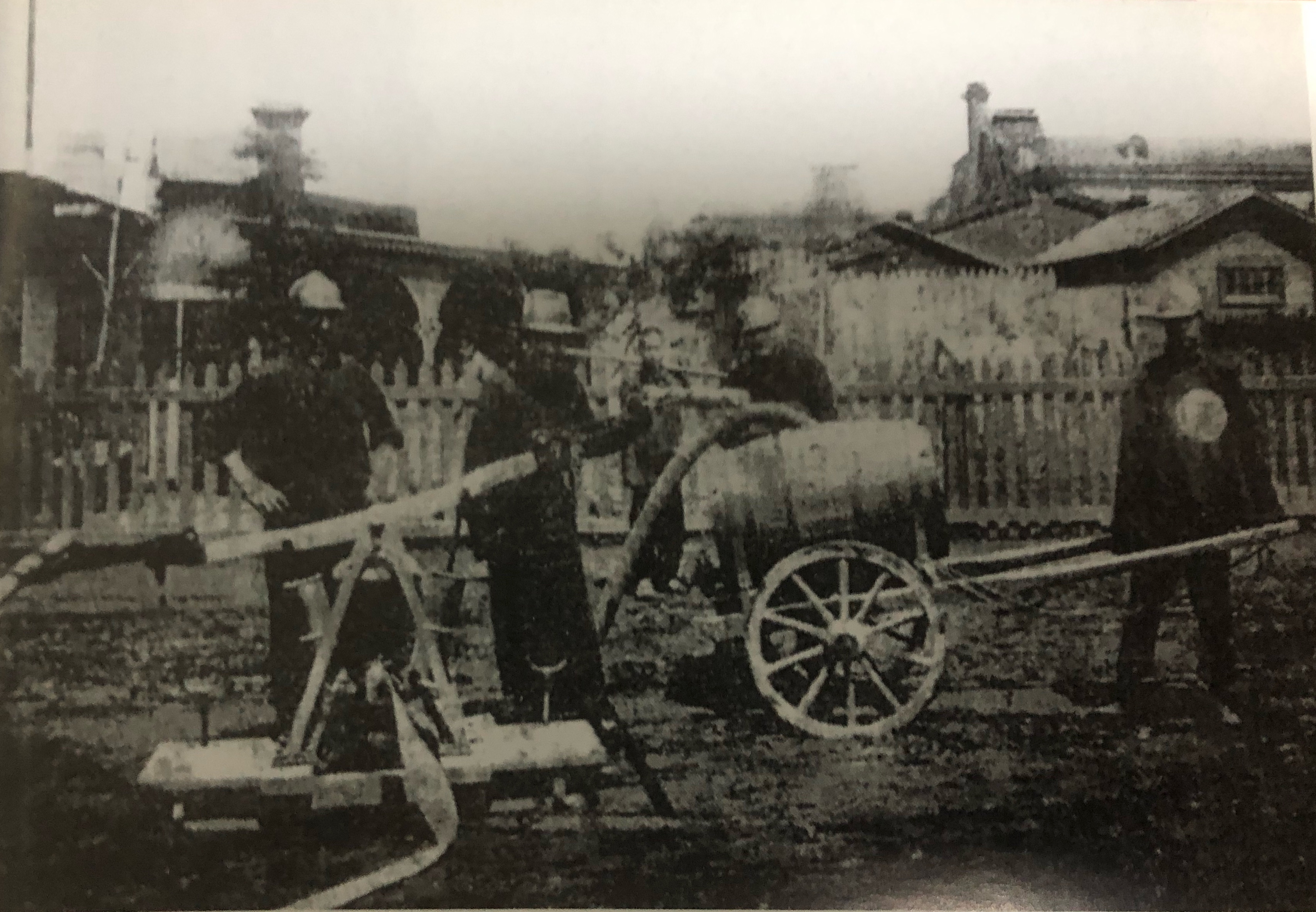 哈尔滨70年代动力区前进街老照片,哈尔滨老市政府大楼老照片