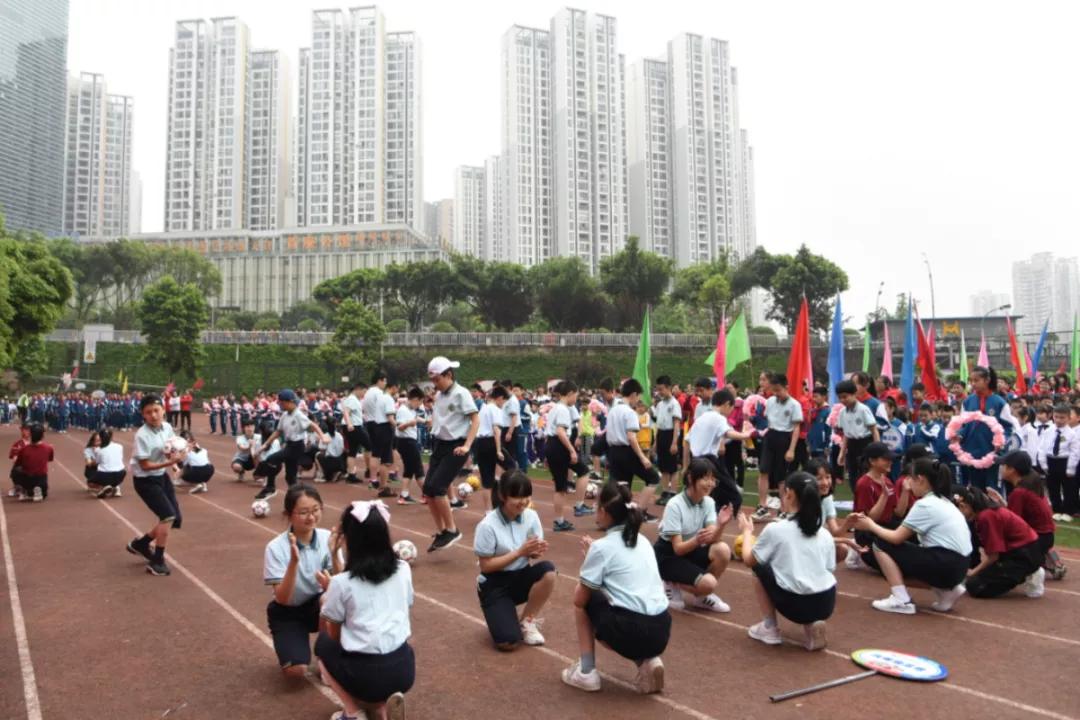 强健体魄展青春风采,锦绣小学活力操