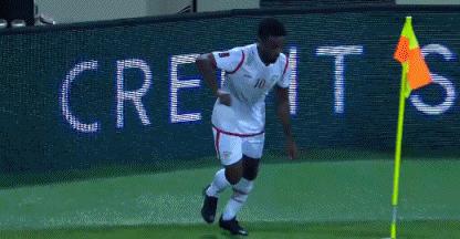 上港国脚武磊颜骏凌张琳梵,世预赛武磊梅开二度