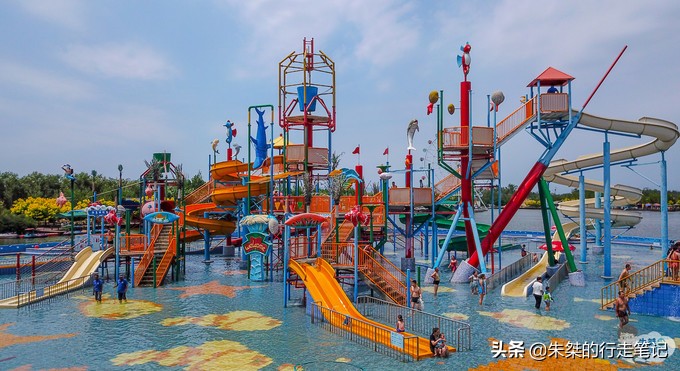 秦皇岛可以泡着玩的海滩,去秦皇岛必游的海滩