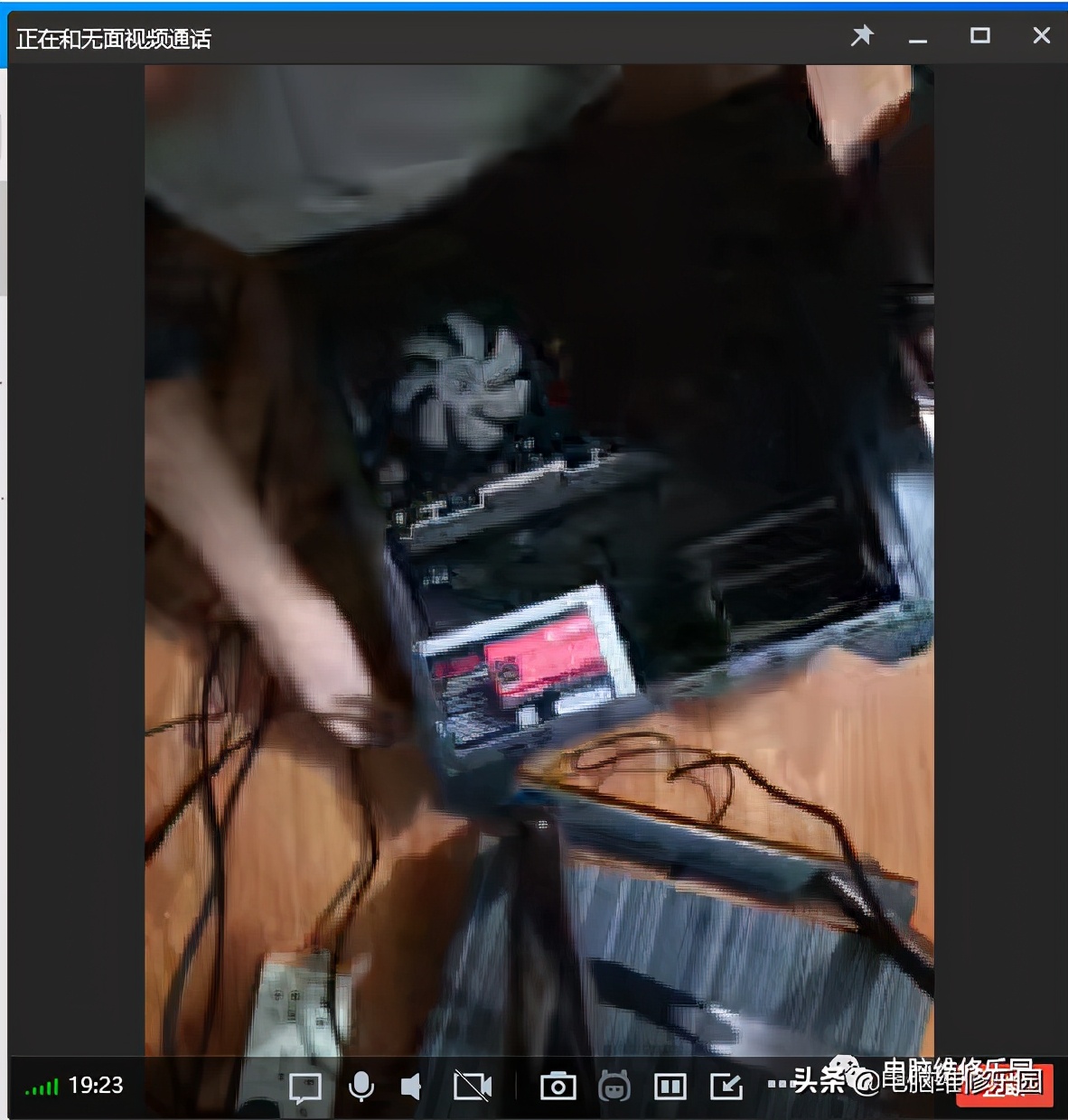 电源键按下去没反应怎么回事,电源指示灯一直闪开不了机
