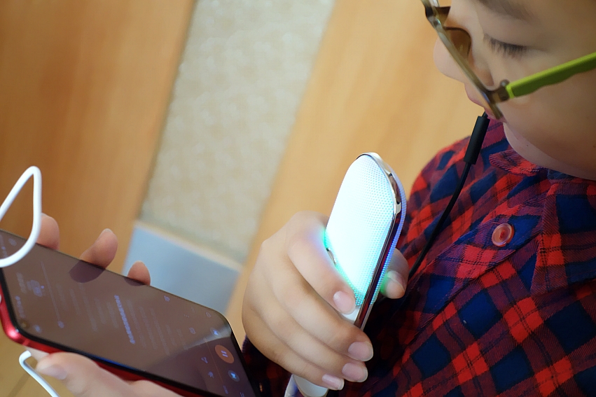 k歌神器智能麦克风,网红麦克风话筒音响一体k歌神器