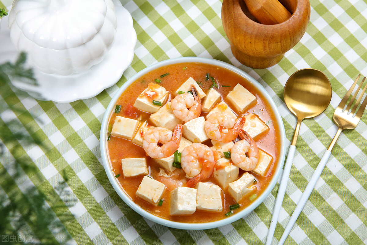 孕早期恶心呕吐有何饮食建议,孕早期呕吐严重应该吃什么