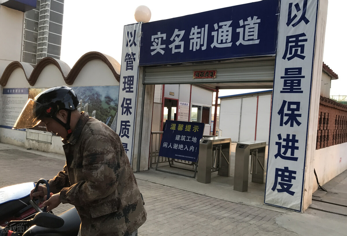 包工头携款跑路怎么追回,包工头携款逃跑怎么要回工资