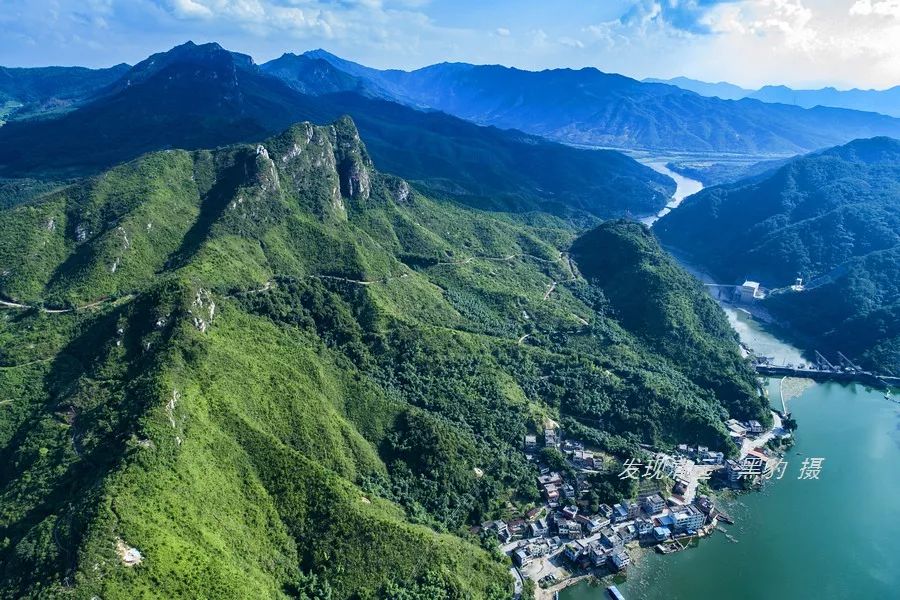 清远高山上的绝美湖泊,广东清远绝美湖泊