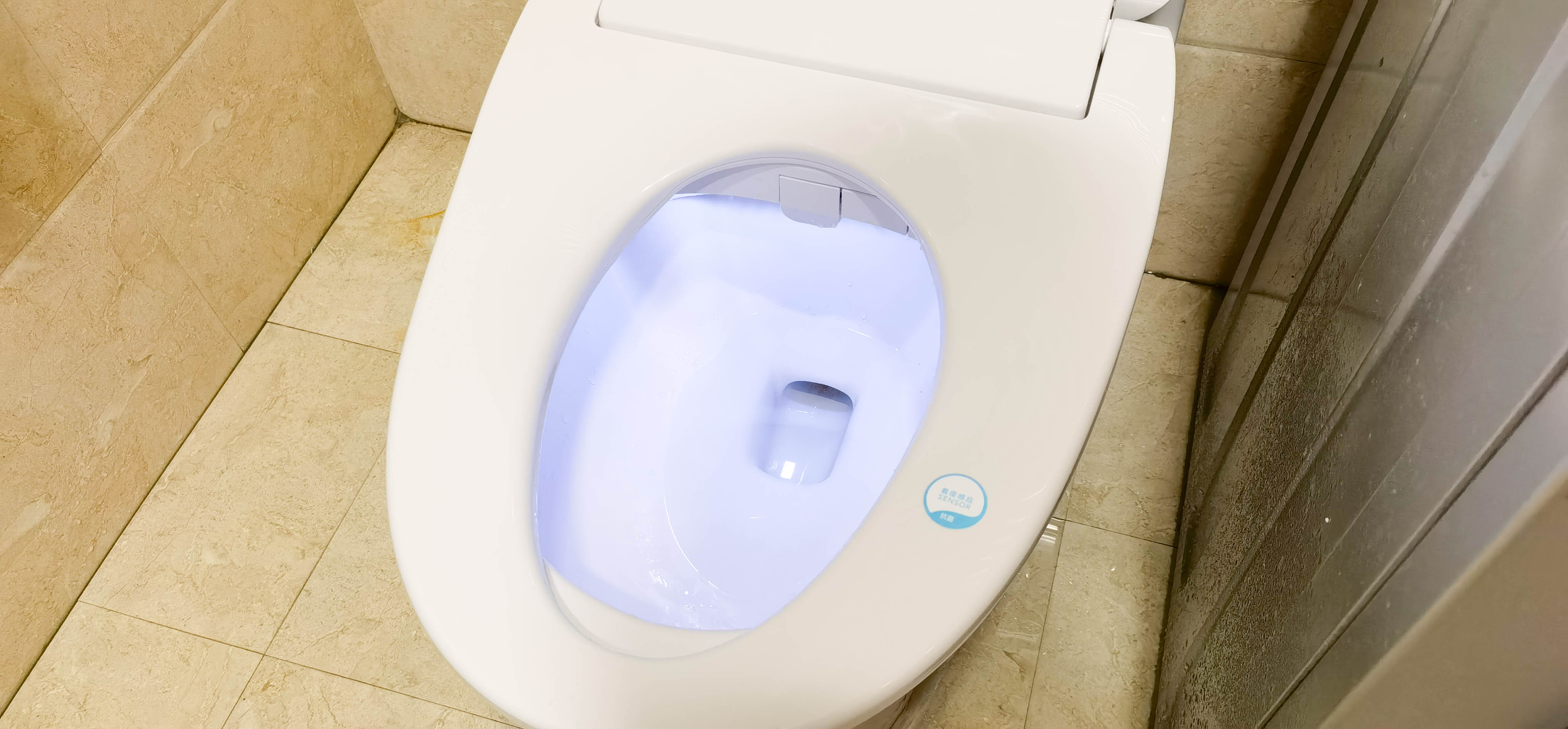 海尔智能马桶盖x3和v6哪个好,海尔智能马桶盖v117和v3对比