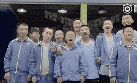 这个车行洗车速度慢10多分钟,但来过的客人都成了回头客