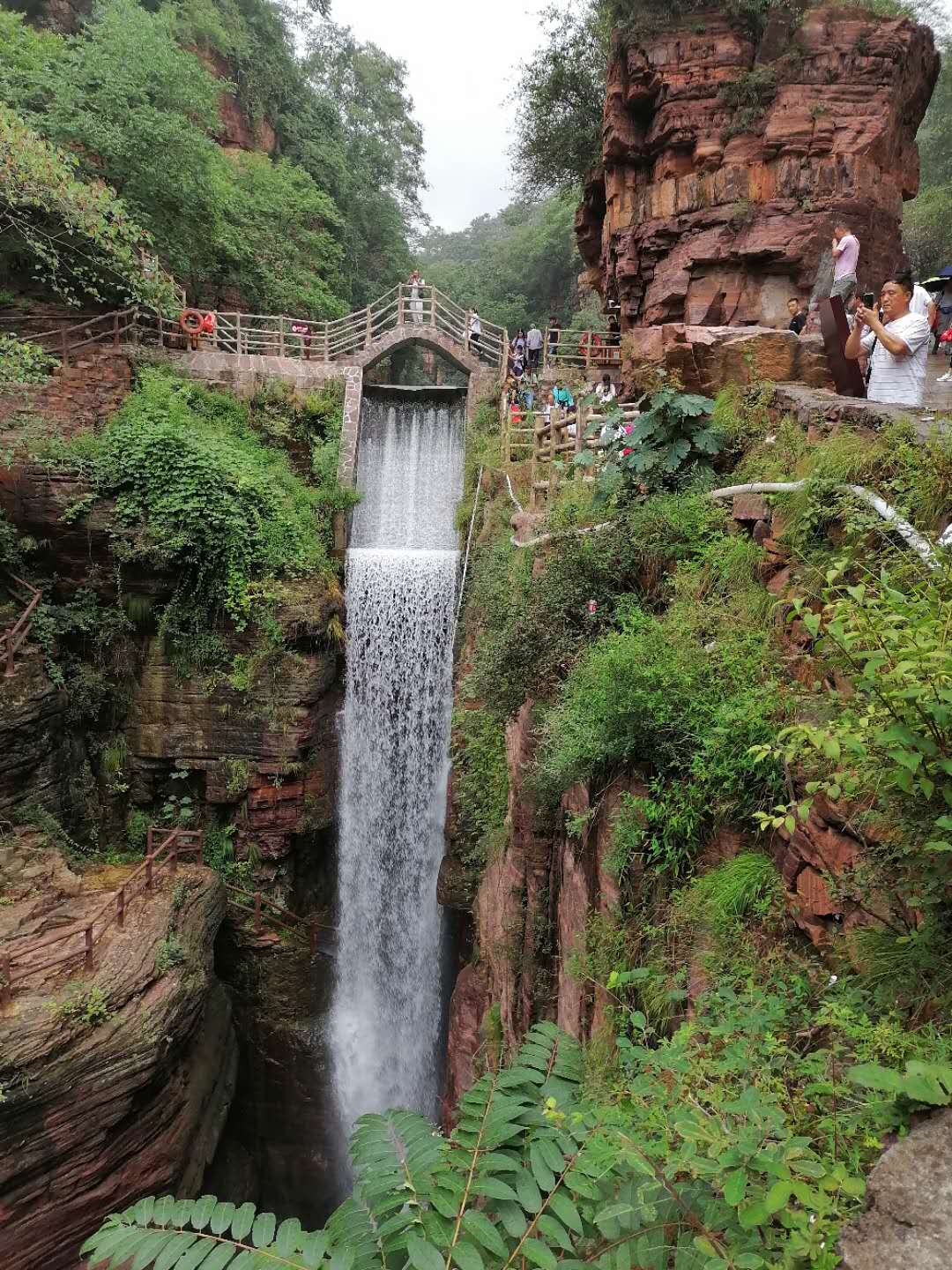 南太行郭亮村旅游一日游攻略,河南最值得去的景区郭亮村