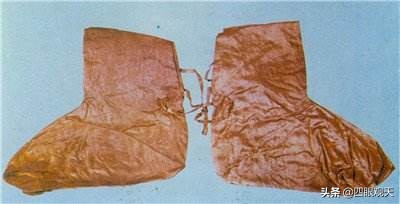 “进门脱鞋”习俗是如何产生、发展、消失以及重现的呢？