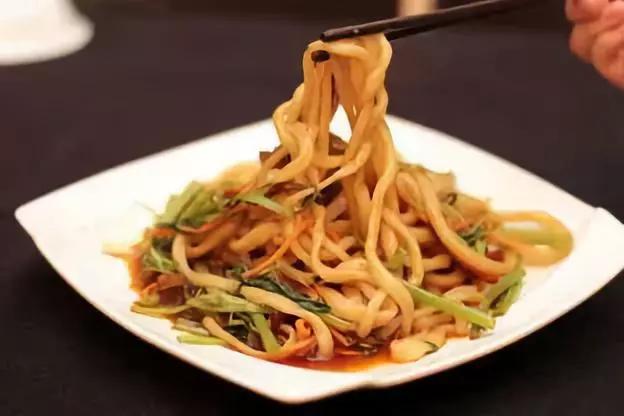 新疆昌吉州奇台县碧流河腰站子村,奇台县腰站子村概况