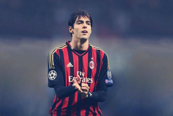 足坛卡卡颜值巅峰帅照,卡卡当之无愧足坛第一人