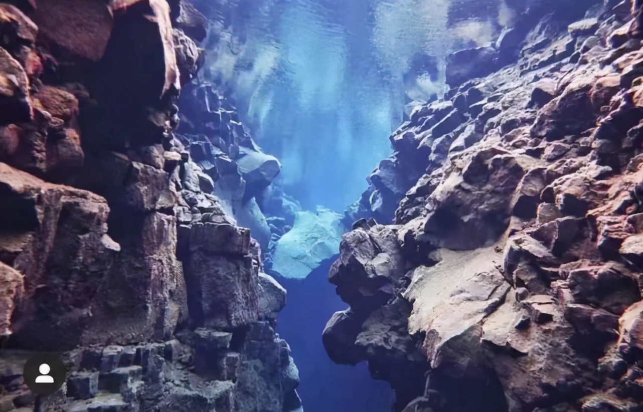 自然奇观水下世界,水下世界非常神秘而美丽