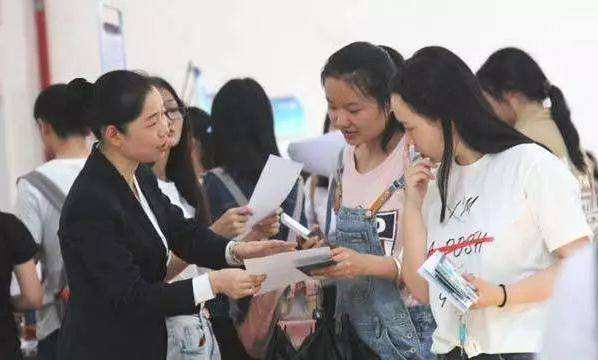 10个毕业不愁就业的新增专业,七种就业前景最好的专业