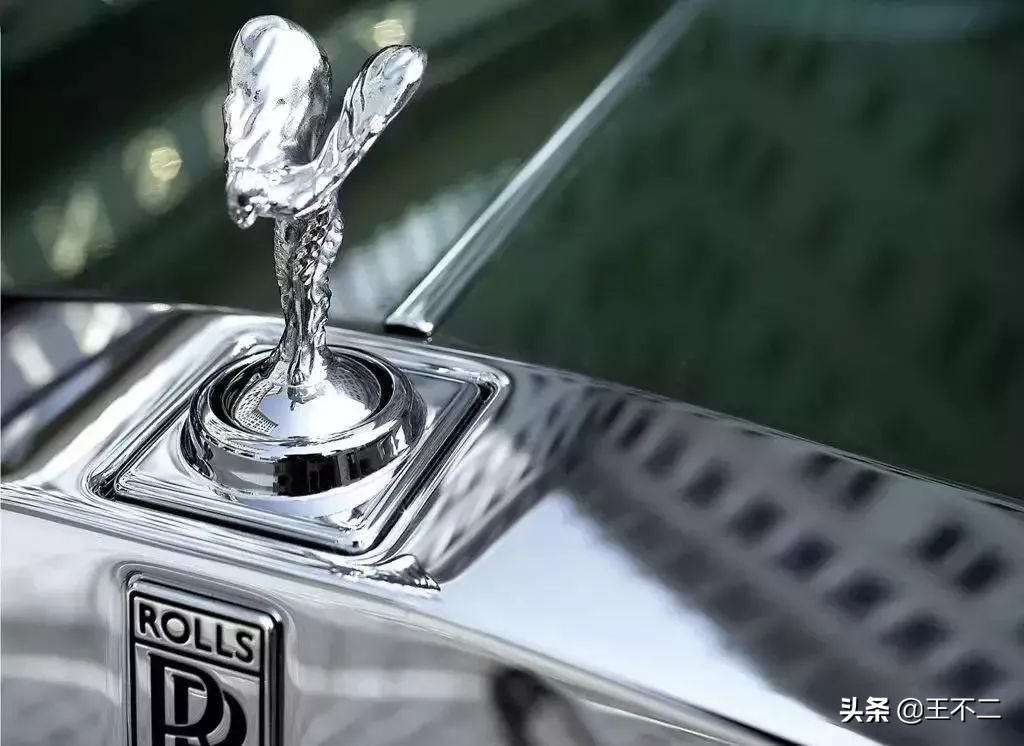 暗夜君王库里南视频,暗夜君王库里南街拍