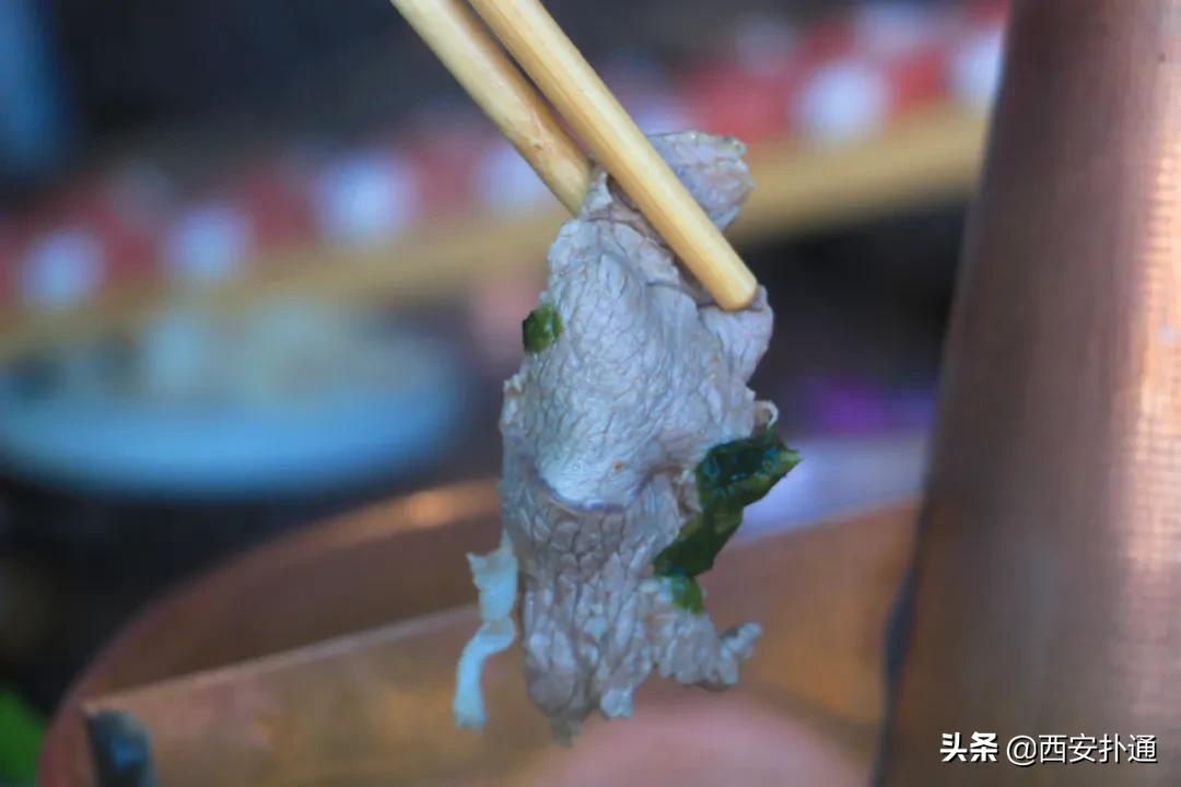 西安城墙下的铜火锅,西安城墙底下的羊肉泡馍