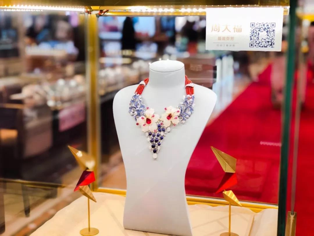 我膨胀了，在武商世贸广场的黄金珠宝手表区逛痴了迷