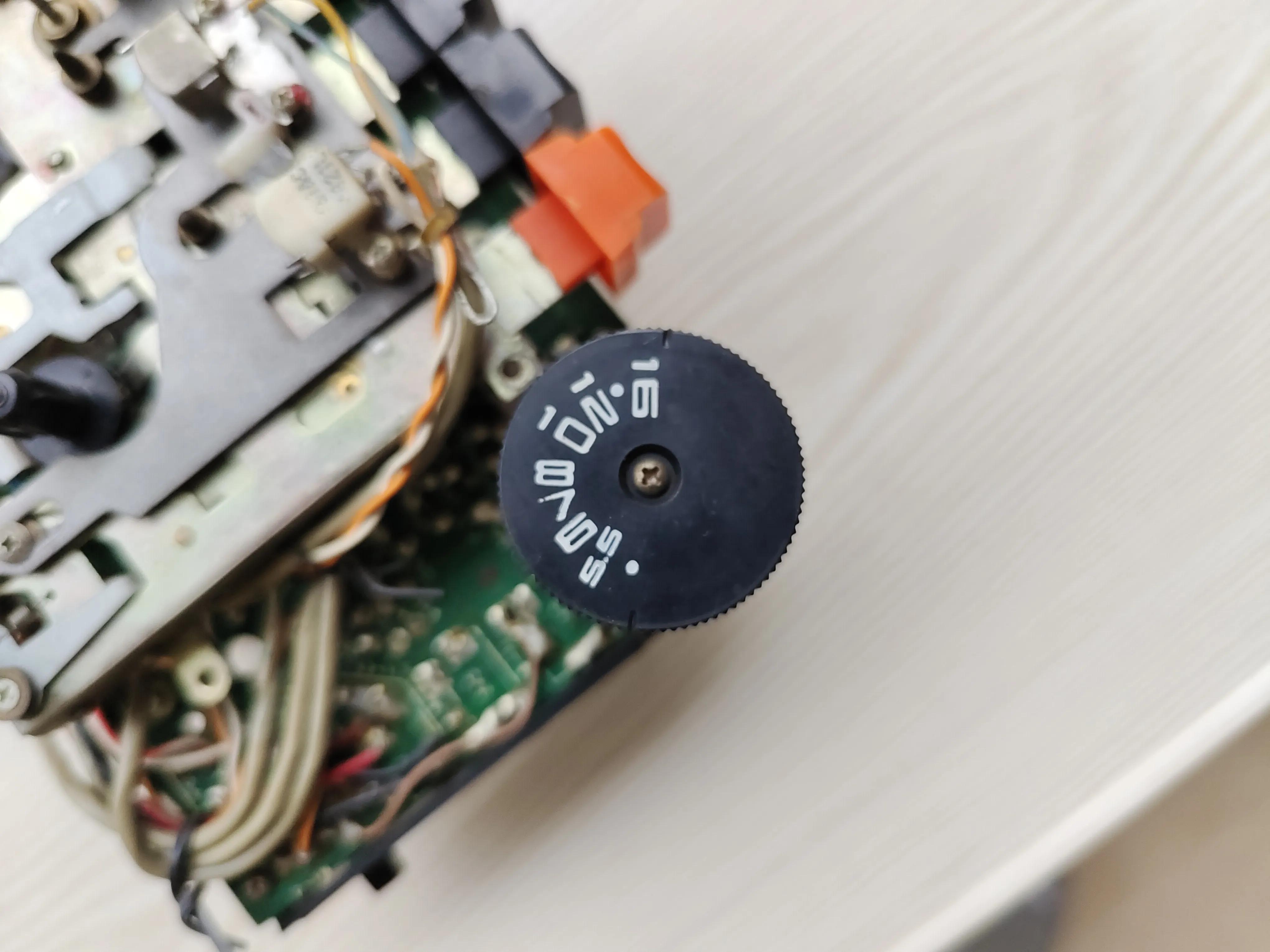 八十年代宝石花牌便携式收录机,红灯牌老式收录机价格