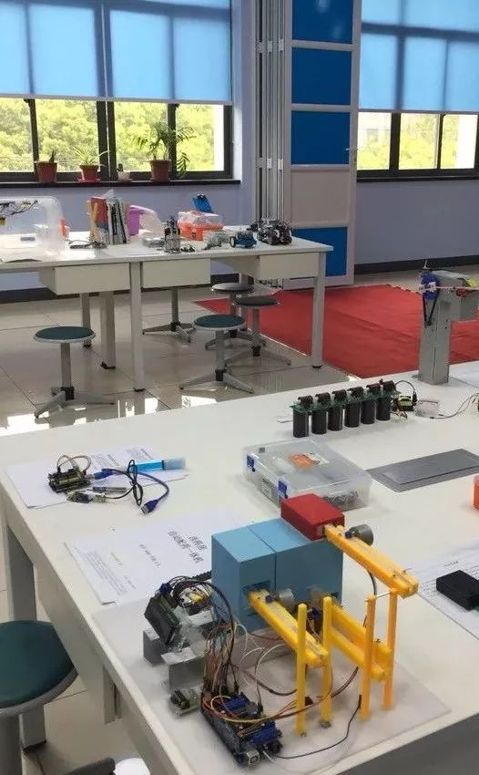 上海华育中学学习经历,上海华育中学日常