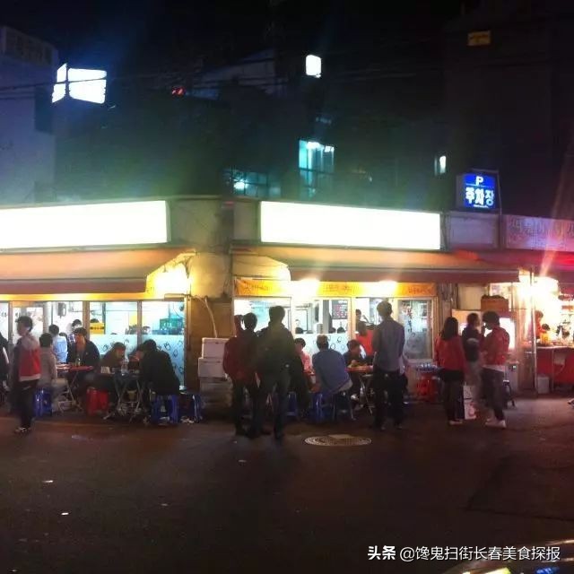 超好吃的烤大猪蹄子,长春最火的烤猪蹄