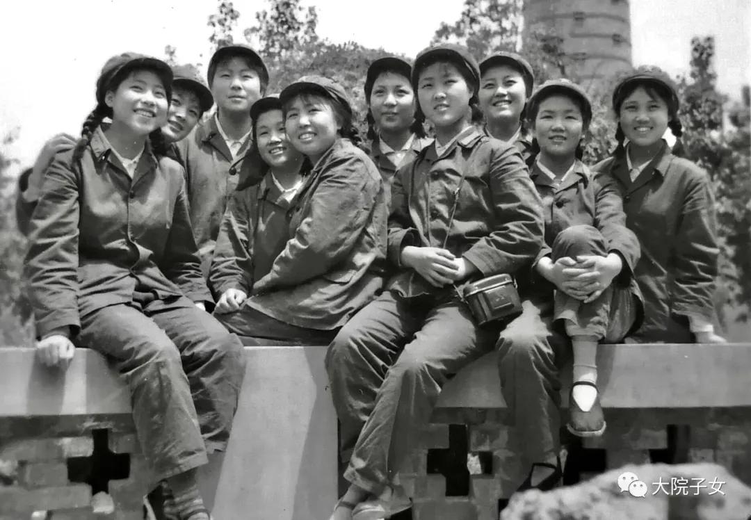 70年代部队女兵野营拉练的回忆,兰州87年入伍女兵