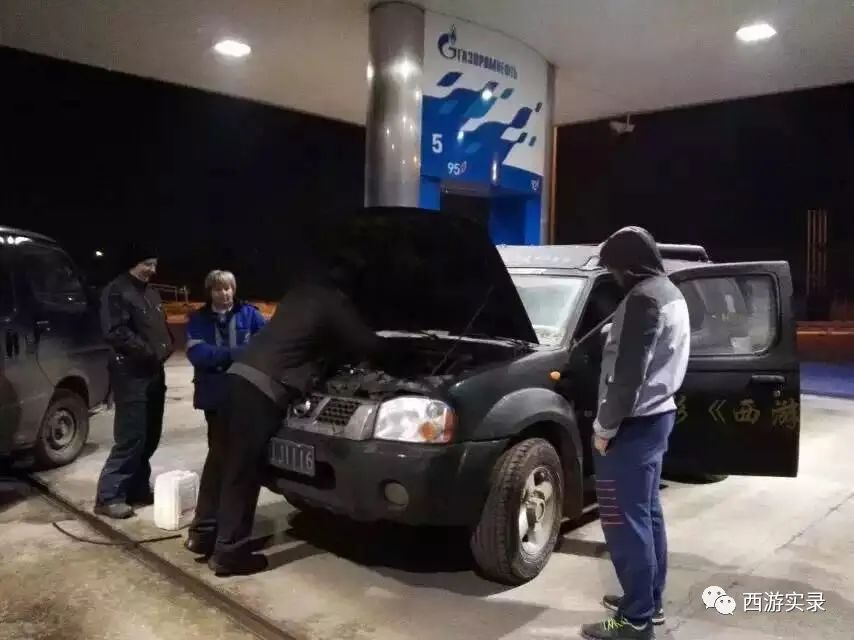 第一次坐警车去上班,第一次坐交警警车视频