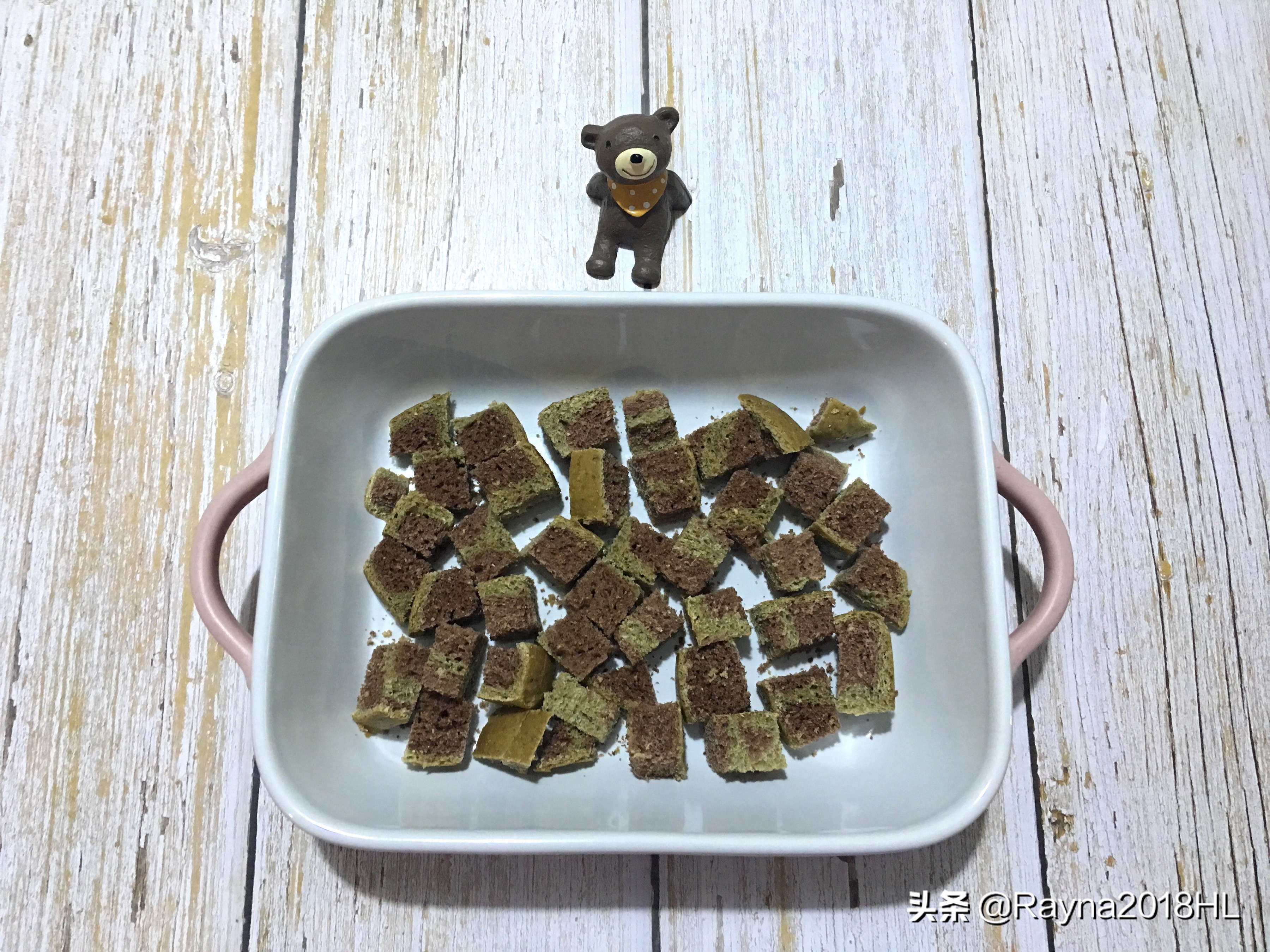 吃剩的面包口感变差怎么办,学我简单几步变身营养美味早餐