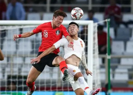 里皮带队1:0胜韩国媒体,国足0-2输给日本李铁接受采访