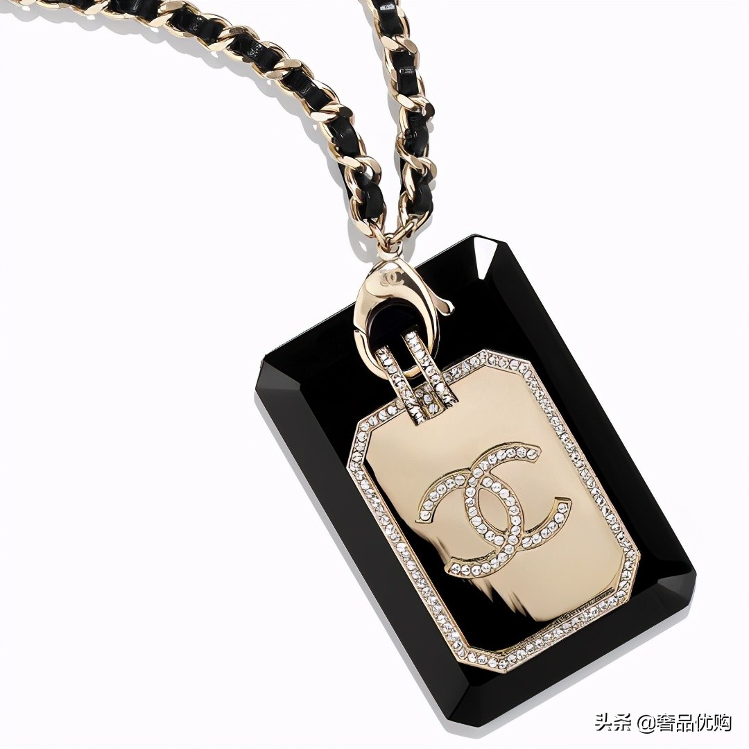 chanel首饰设计,chanel新款金色