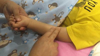 疱疹性咽峡炎高发期，家长怎么做才能防治？