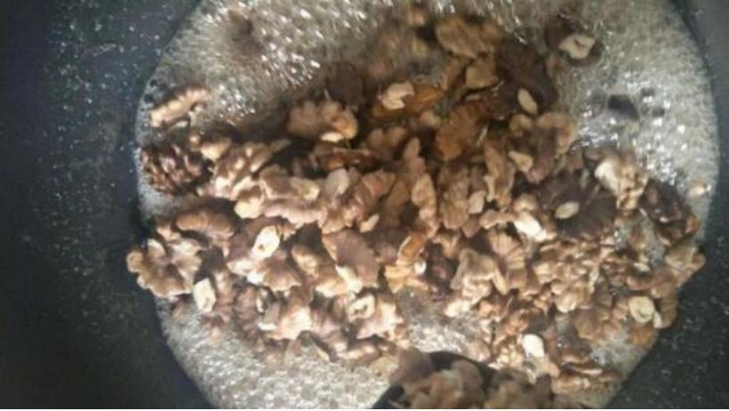 生核桃吃起来有点苦,生核桃的吃法推荐五种常见吃法