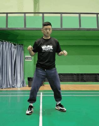 如何提高中场出球速度,怎么提高中场技术